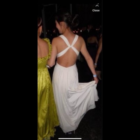 BCBG white goddess dress - Picture 4 of 4